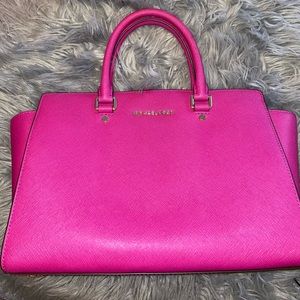 Michael Kors Selma Bag